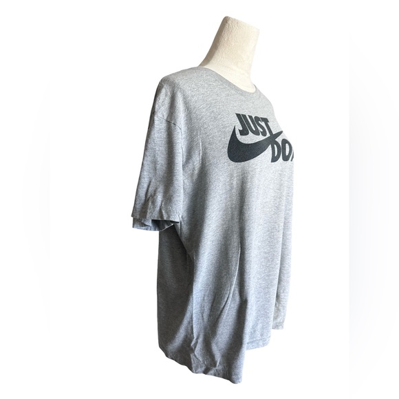 NIKE Grey Top XL Used condition - Picture 4 of 8